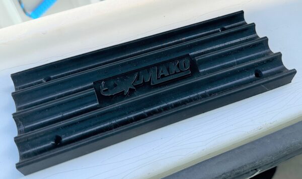 Step Pads with Mako Emblem - Image 2
